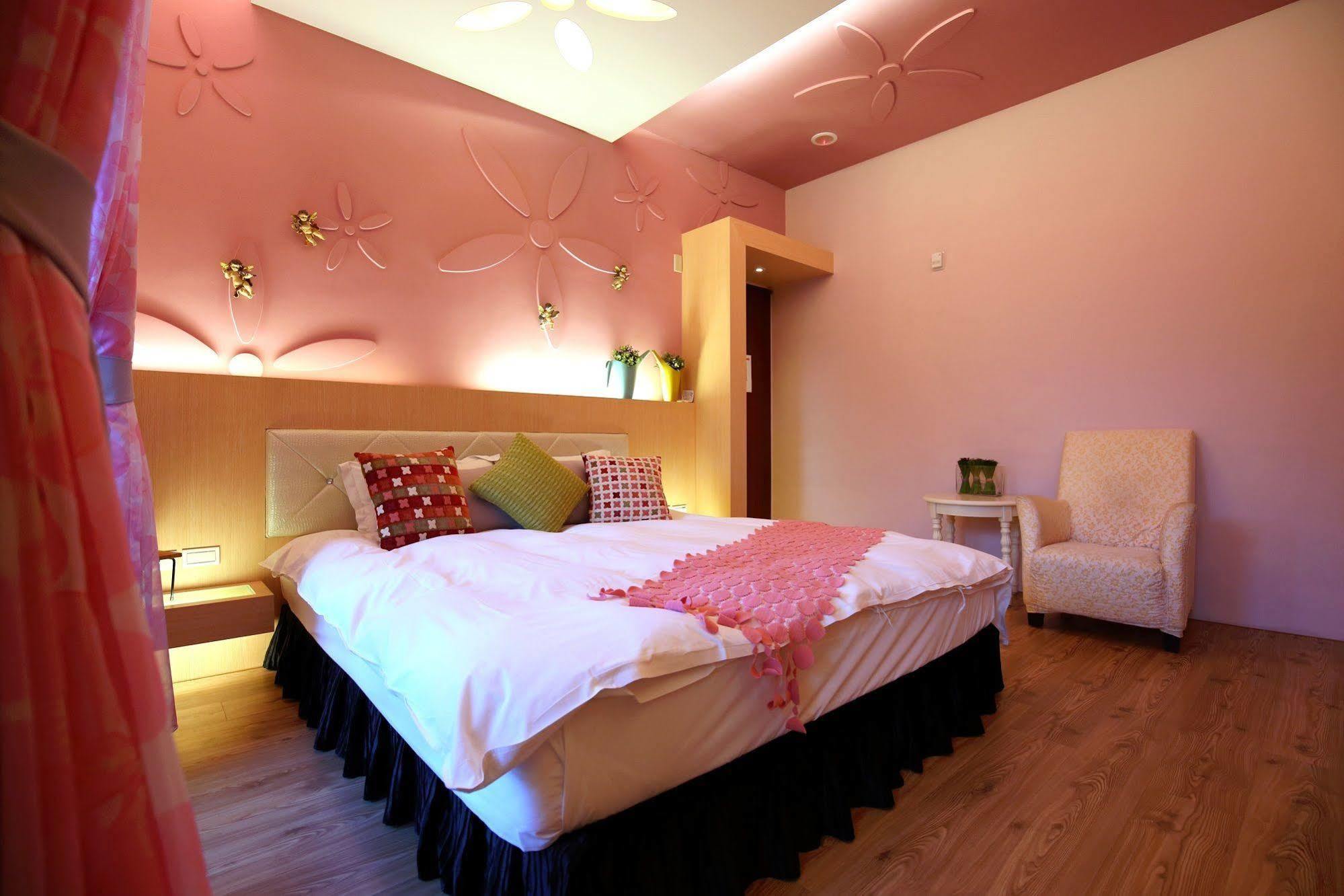 Queen Love Homestay Città di Hualien Esterno foto